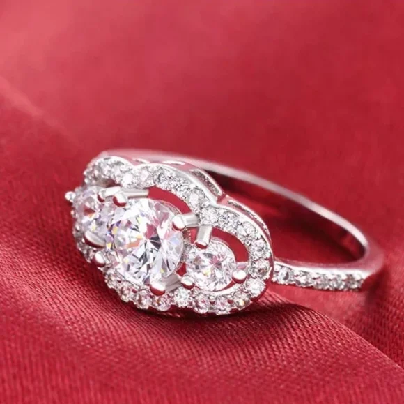 Charm Designer Three Stones Engagement Ring - Picture 4 of 5